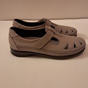 SAS Tripad Shoes Women's 7N Mary Jane Strap On Nubuck Leather Comfort Walking